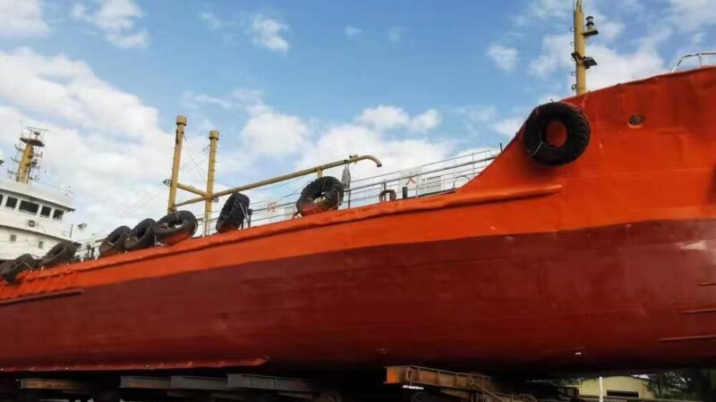 12-ccs-834t oil tanker1 850T Oil Tanker Built in 2006